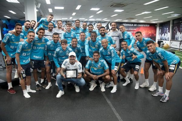 Alison se despede dos companheiros e agradece ao Santos: “A sabe o quanto é difícil chegar aqui”