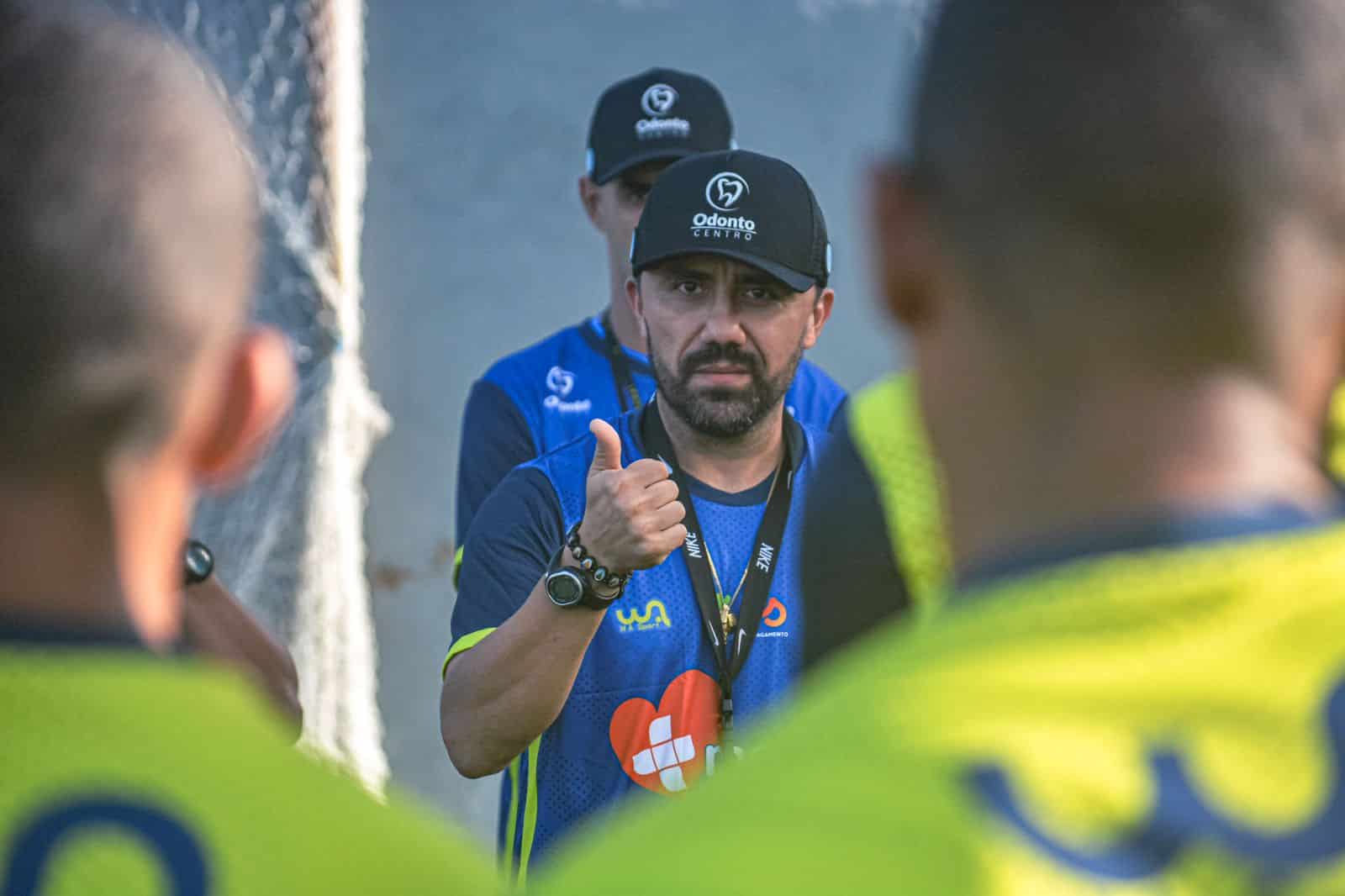 Luizinho Lopes &eacute; apresentado e destaca: &ldquo;&Eacute; super poss&iacute;vel, &eacute; palp&aacute;vel&rdquo;