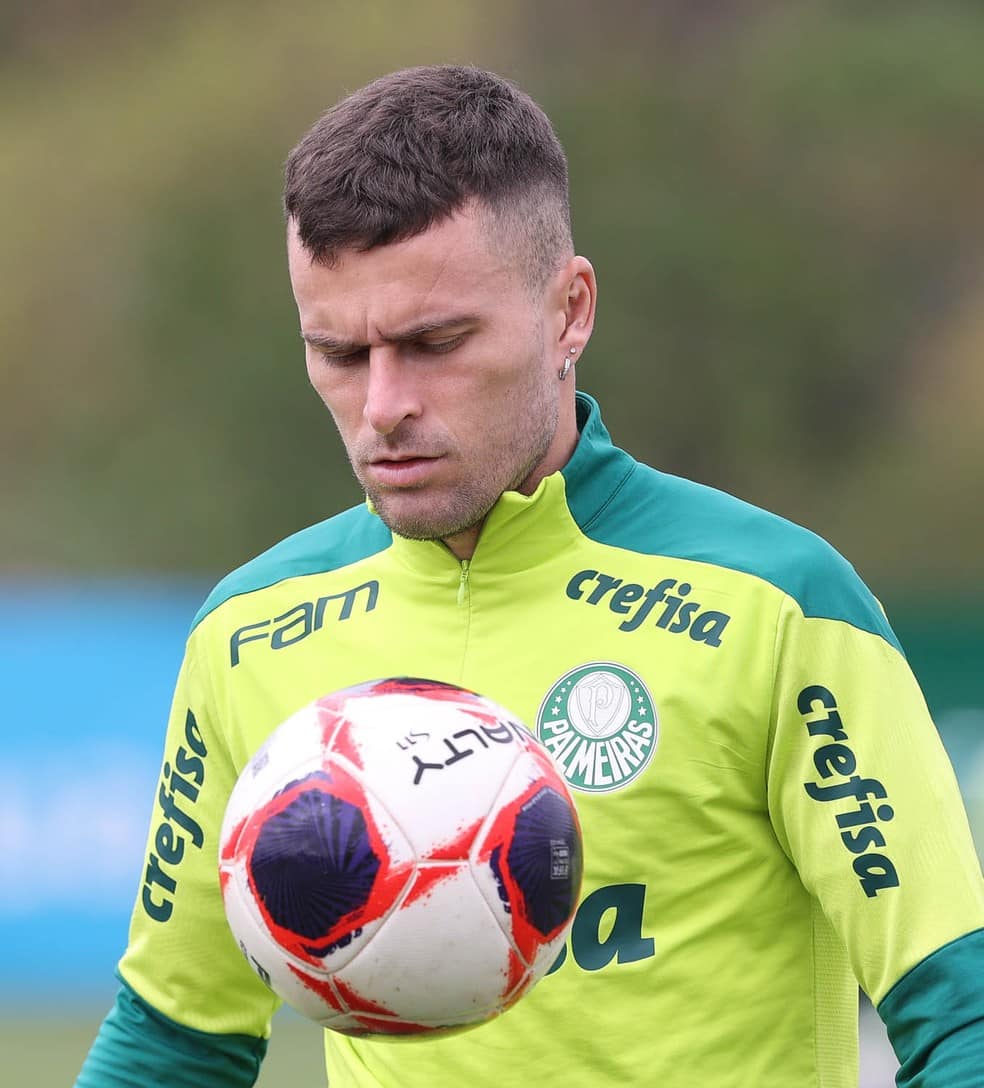 Santos cogita Lucas Lima, mas recua após rejeição da torcida