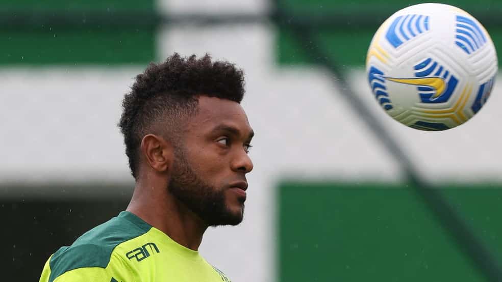 Borja est&aacute; de sa&iacute;da do Palmeiras
