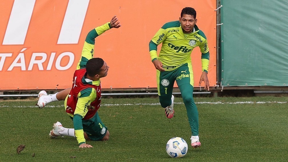 Rony perto de igualar marca hist&oacute;rica na Libertadores