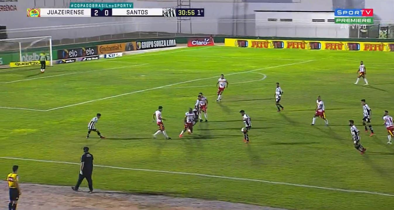 Diniz reclama do gramado em derrota do Santos