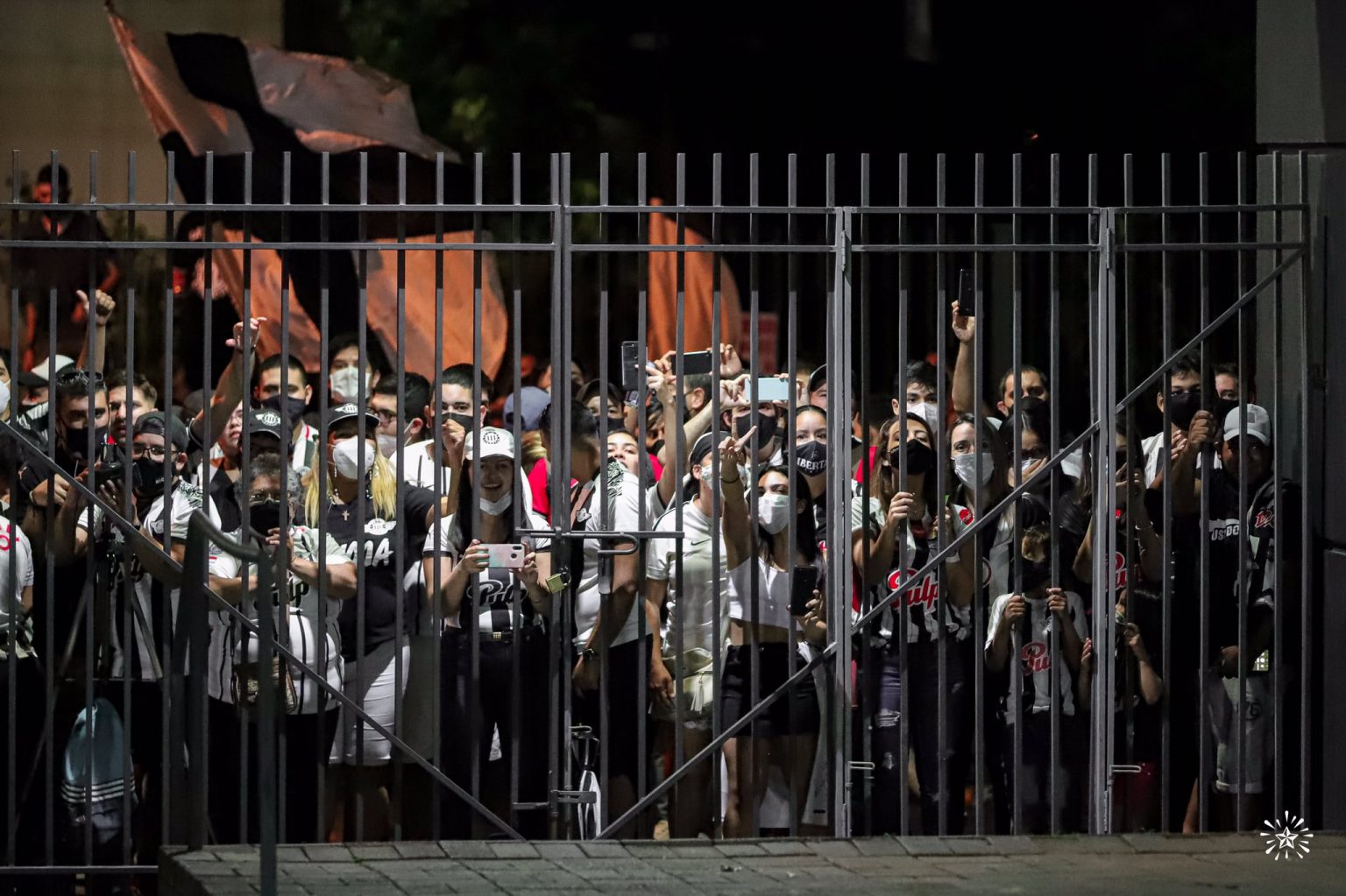 Libertad quer liberação da torcida no estádio contra Santos