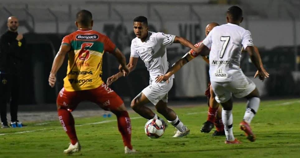 Ponte Preta x Brusque como aconteceu &ndash; pontua&Atilde;&sect;&Atilde;&pound;o, destaques e rea&Atilde;&sect;&Atilde;&pound;o