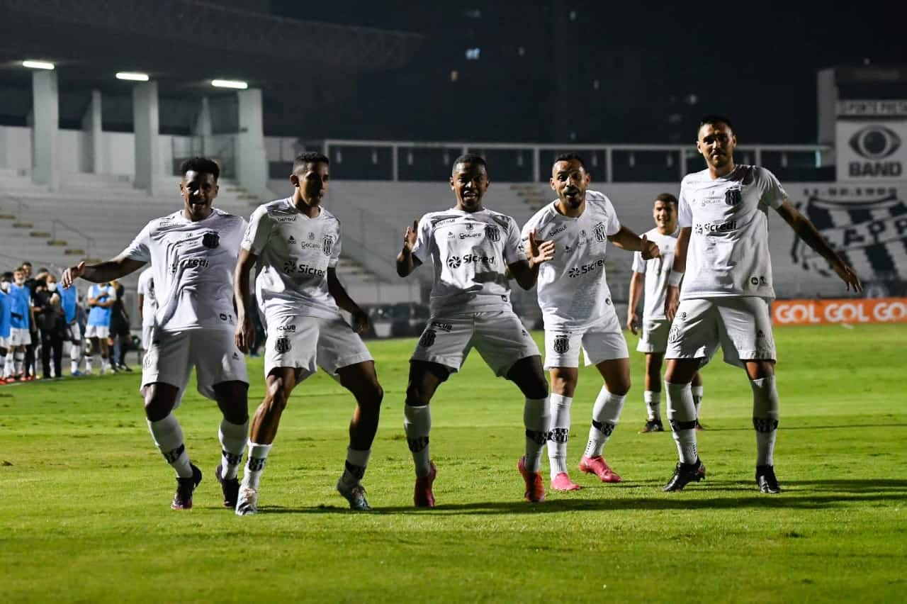 Pulo da Ponte Preta!! Time conquista mais uma vit&oacute;ria em casa e se afasta cada vez mais do Z-4