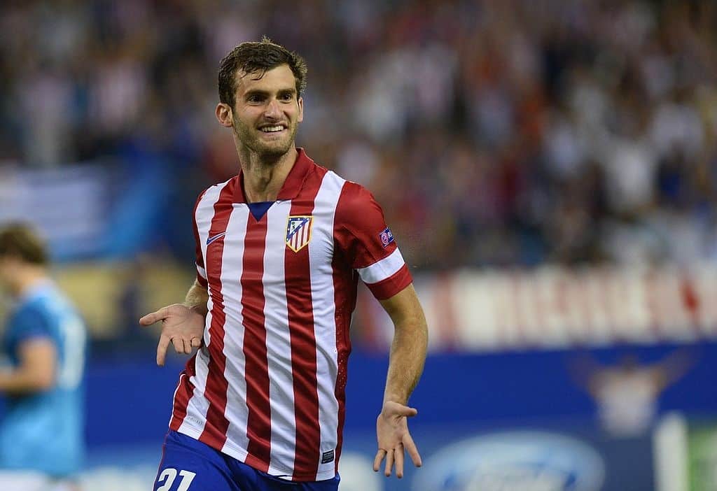 Palmeiras de olho em atacante brasileiro livre no mercado