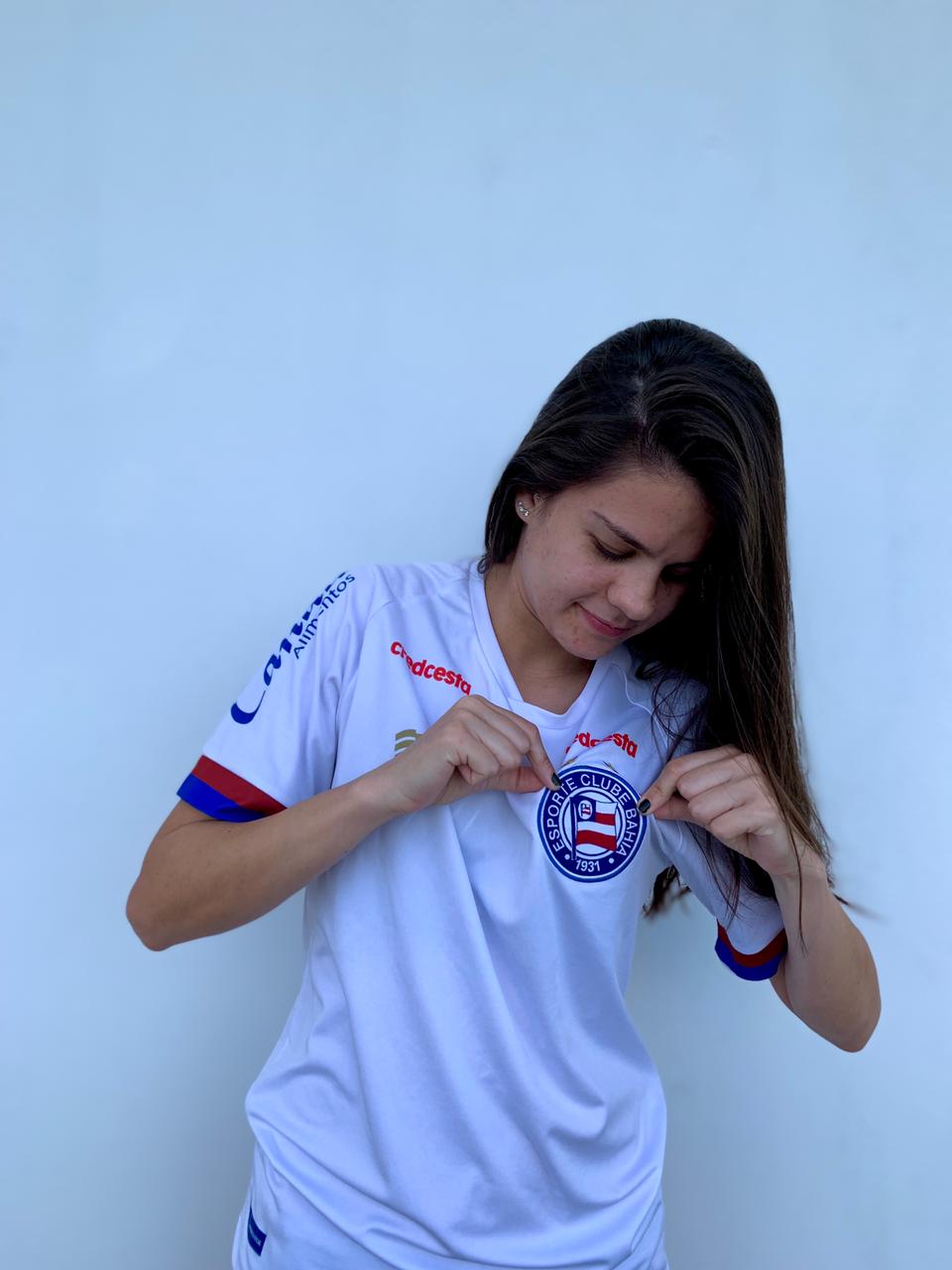 Meia Luana Rodrigues contratada pelo Bahia destaca oportunidade: &ldquo;Estou muito feliz&rdquo;