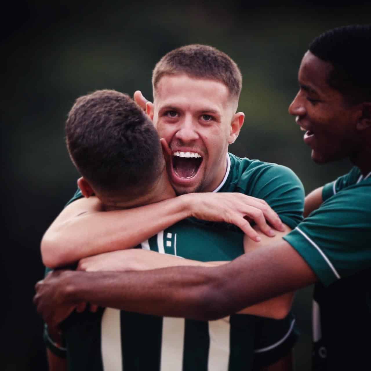 Jovem meia do Guarani mostra confian&ccedil;a na equipe: &ldquo;Focados do in&iacute;cio ao fim&rdquo;