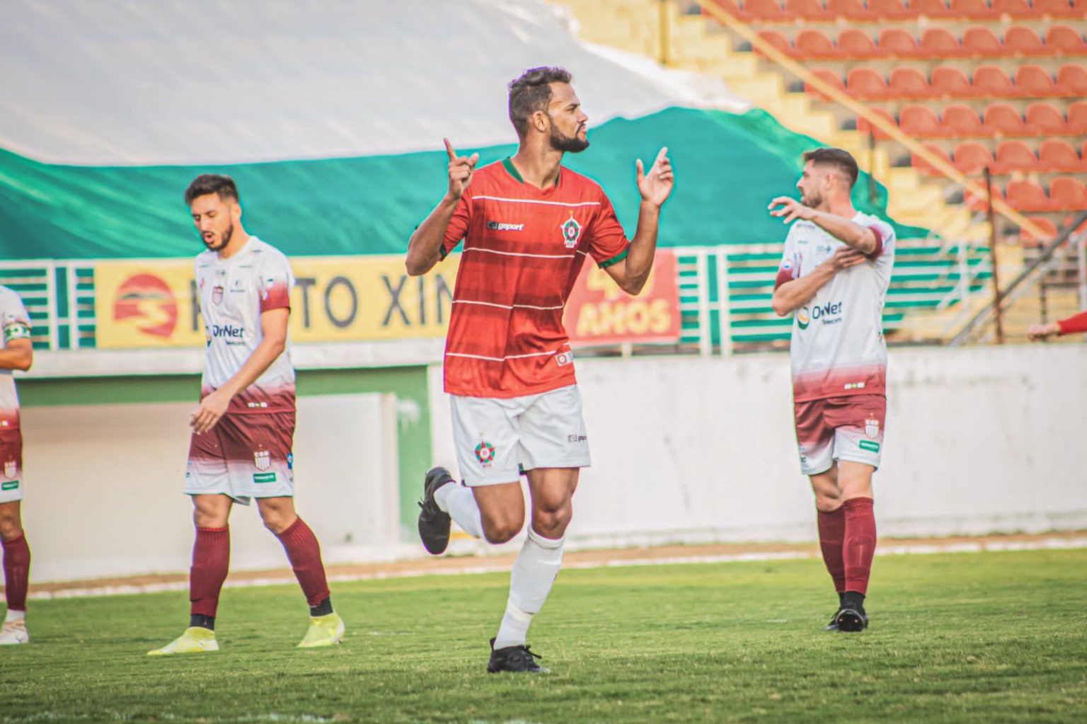 Exclusivo: Volante Aru&aacute; fala sobre ser &lsquo;exemplo&rsquo; e destaca prepara&ccedil;&atilde;o Boveta para segunda fase da S&eacute;rie D