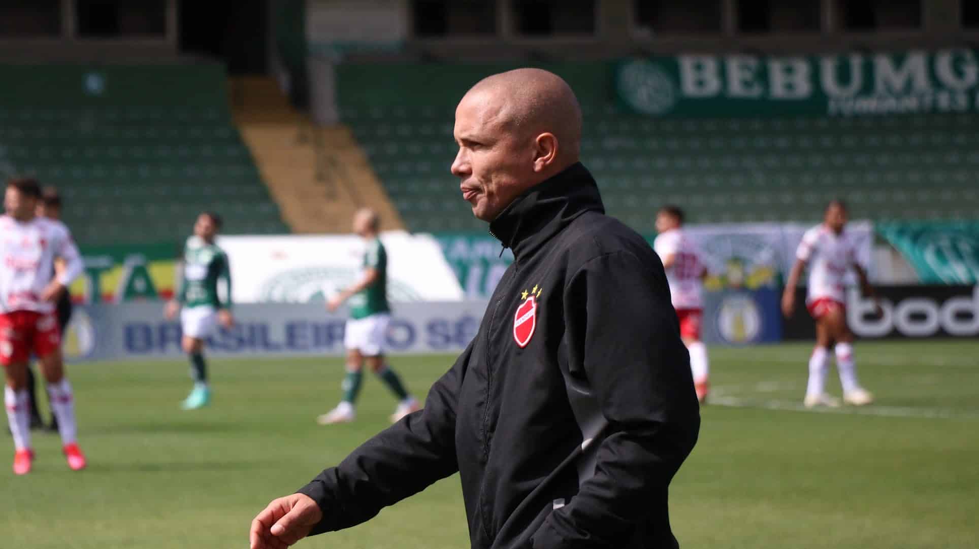 Higo Magalhães comemora vitória fora de casa e afirma: “tira um peso”