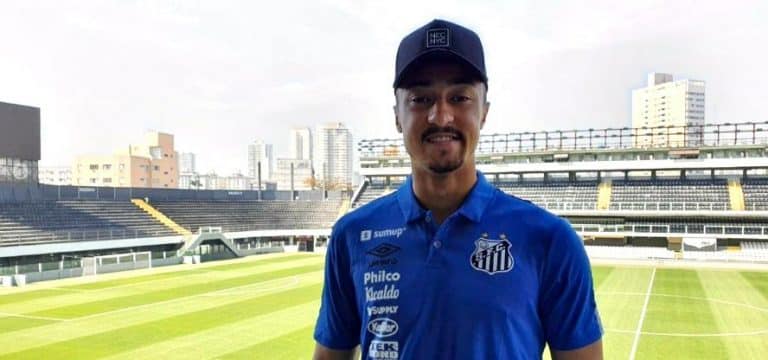Santos acerta renova&ccedil;&atilde;o com Paulo Mazoti