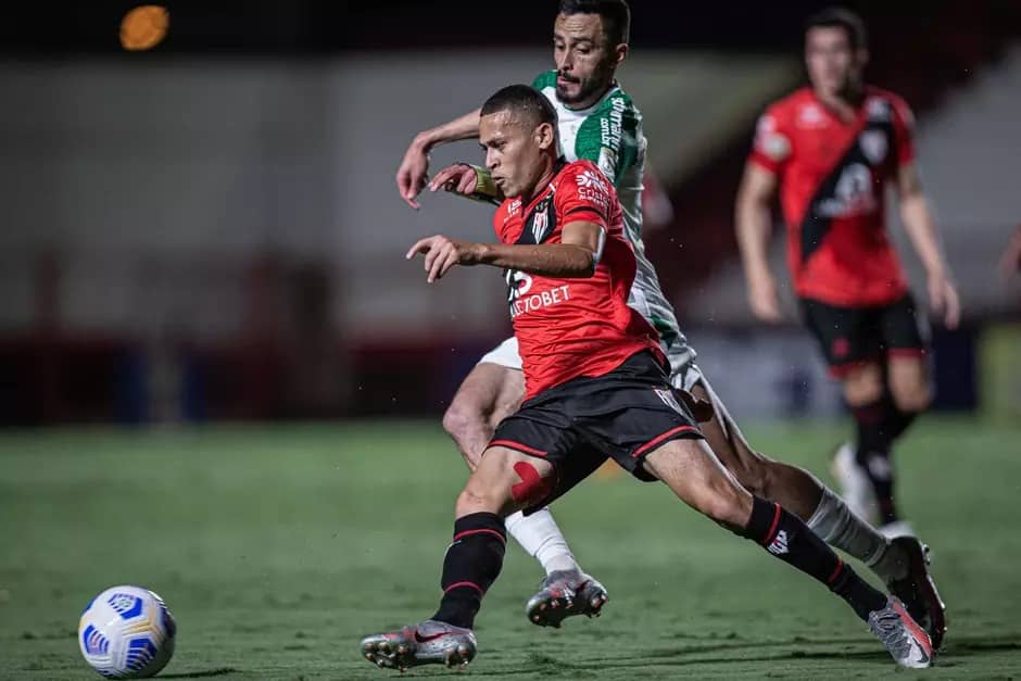 Atl&eacute;tico-GO x Chapecoense como aconteceu &ndash; Resultado, destaques e rea&ccedil;&atilde;o