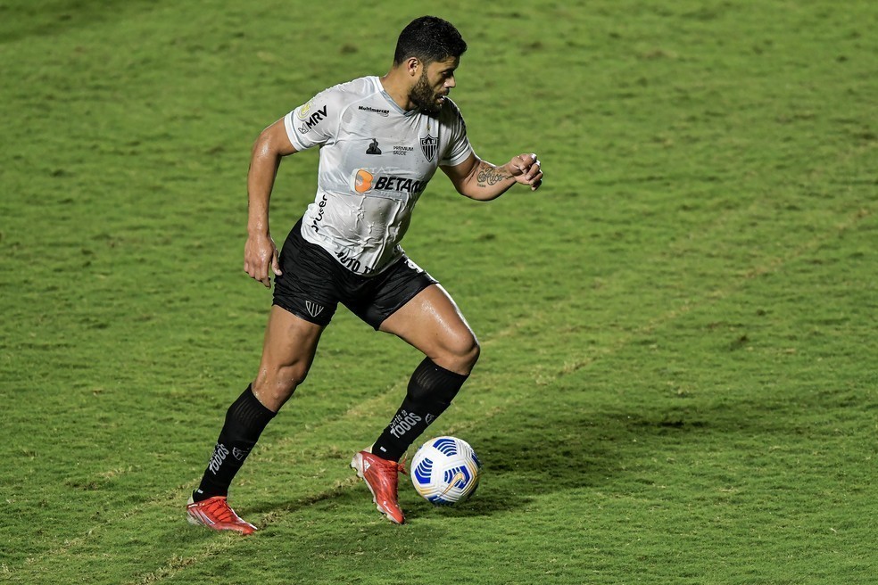 Hulk lamenta empate: &ldquo;Poder&iacute;amos ter sa&iacute;do com resultado melhor&rdquo;