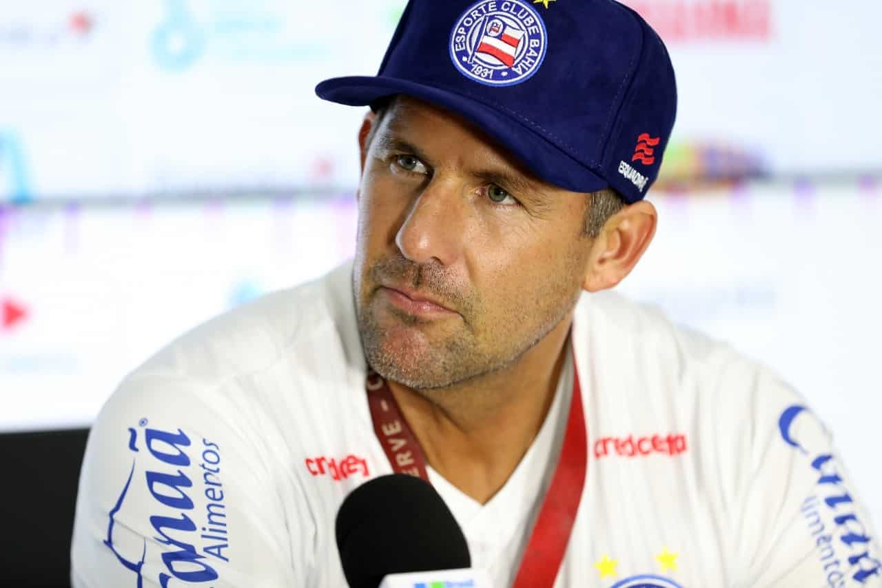 Bahia apresenta argentino Diego Dabove