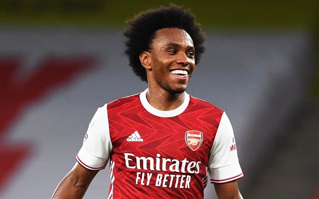 Corinthians anuncia o meio-campista Willian, ex-Arsenal