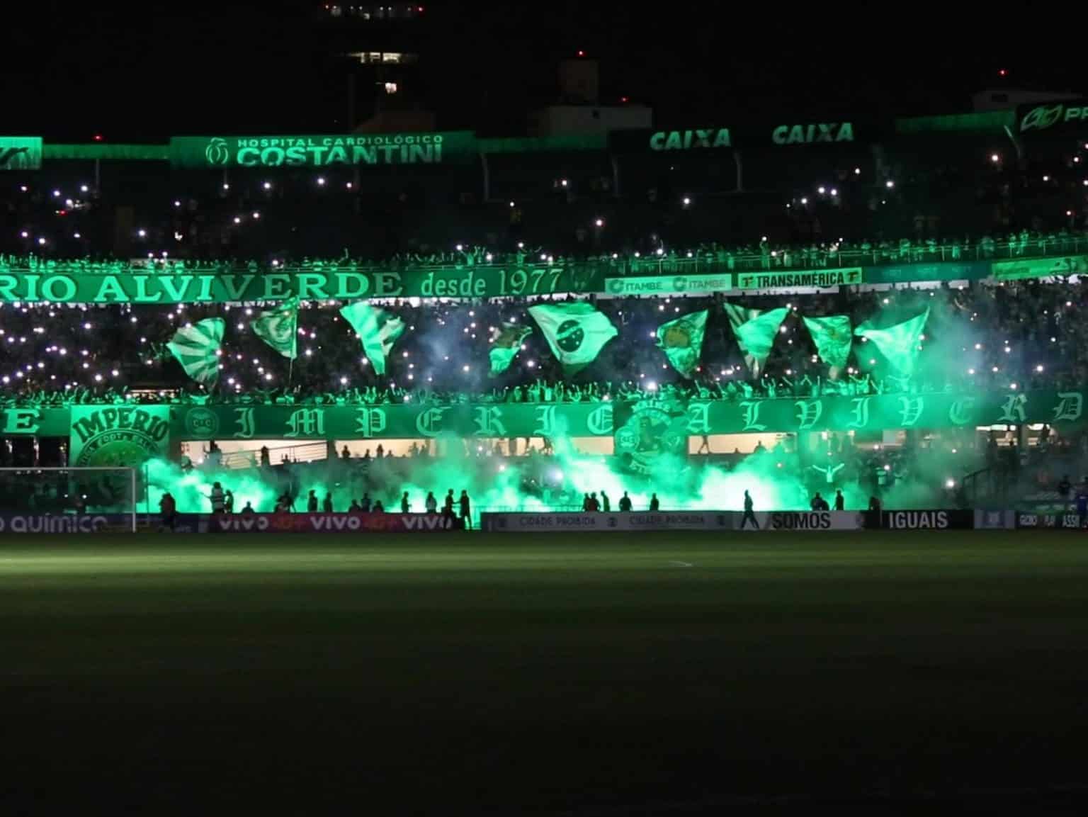 Coritiba&nbsp;libera 5 mil torcedores contra o Guarani ap&oacute;s autoriza&ccedil;&atilde;o da CBF