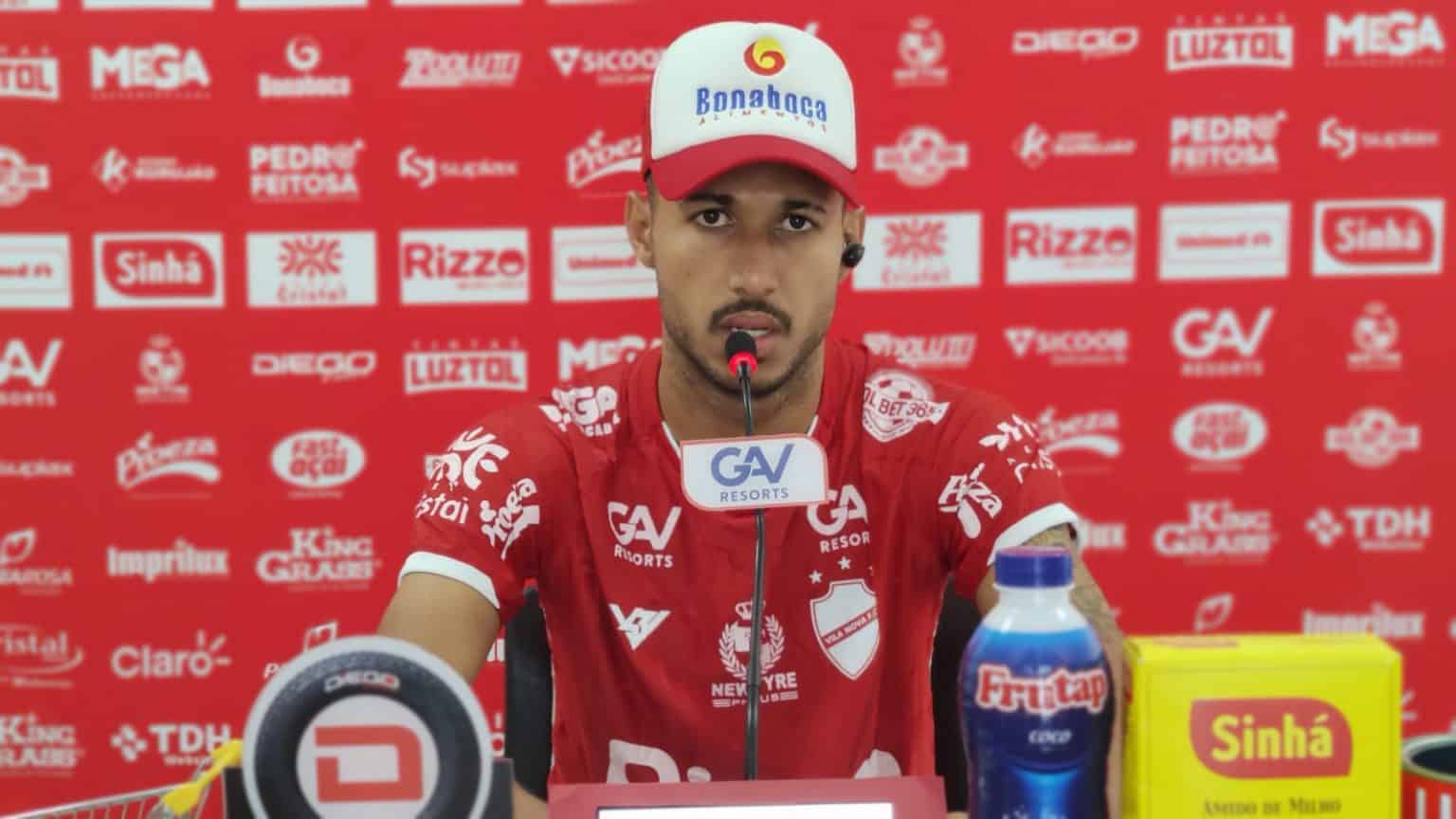 Rafael Silva relembra primeira passagem pelo Vila Nova e promete ‘dar a vida nos jogos’