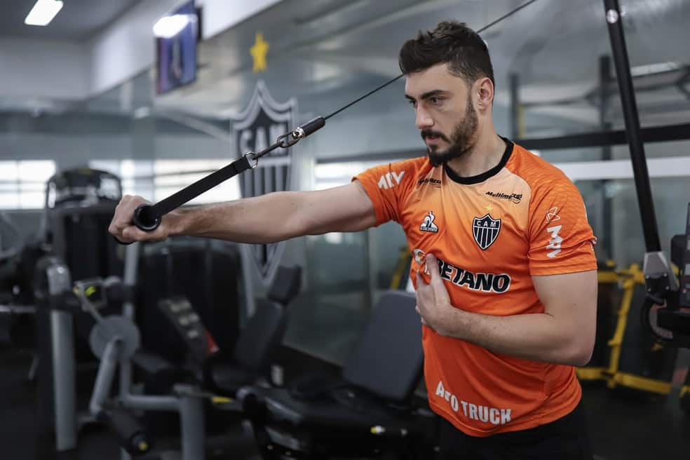 Rafael retorna antes do previsto e est&aacute; a disposi&ccedil;&atilde;o de Cuca