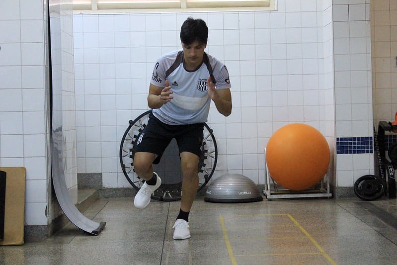 D&eacute;rbi com estreia? Matheus Anjos vive expectativa: &ldquo;Quem sabe eu possa come&ccedil;ar jogando ou entrar no jogo? Vontade n&atilde;o falta, t&ocirc; louco pra jogar&rdquo;