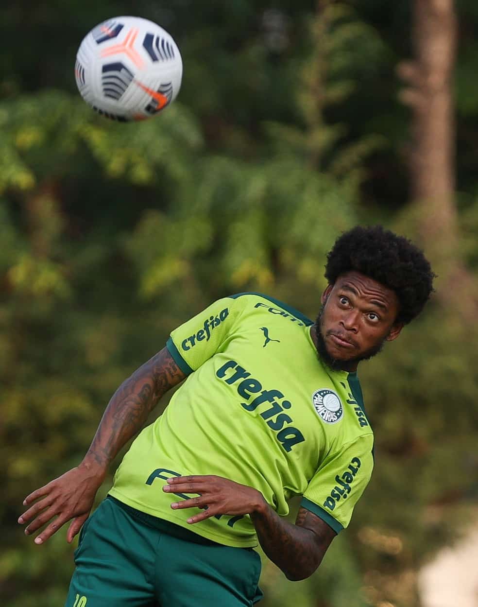 Luiz Adriano na expectativa de ser titular contra o Galo