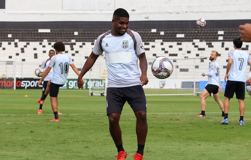 Ponte Preta fecha prepara&ccedil;&atilde;o para o duelo deste domingo