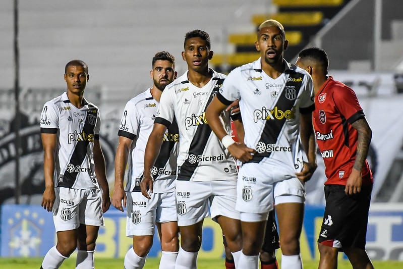 Quem diria hein, Ponte Preta! Time tem terceira melhor campanha como mandante na s&eacute;rie B