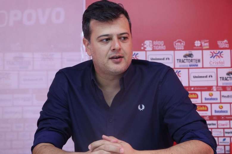 Vice-presidente do Vila Nova fala de poss&iacute;vel &lsquo;mescla&rsquo; no elenco para Copa Verde