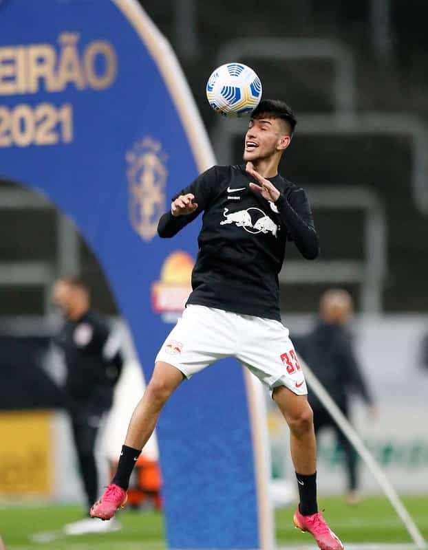Pedrinho visa partida do Red Bull Bragantino: &ldquo;Vencer para nos manter no G4&rdquo;