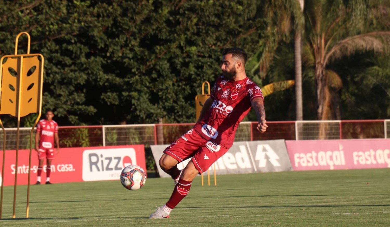 Depois de empr&eacute;stimo, volante retorna ao Vila Nova