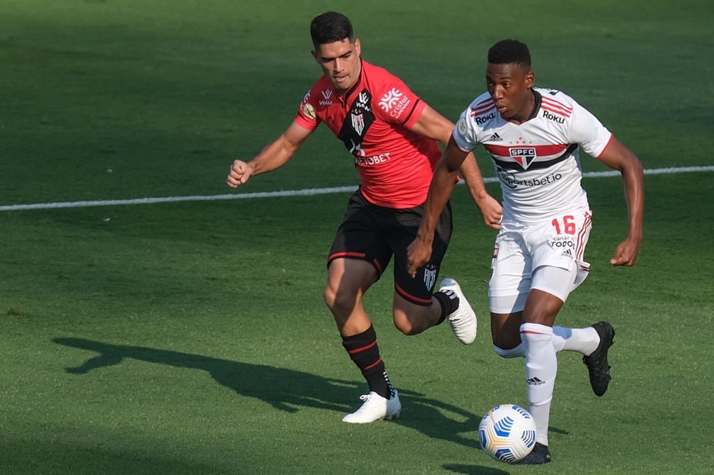 L&eacute;o ser&aacute; desfalque no pr&oacute;ximo jogo do S&atilde;o Paulo