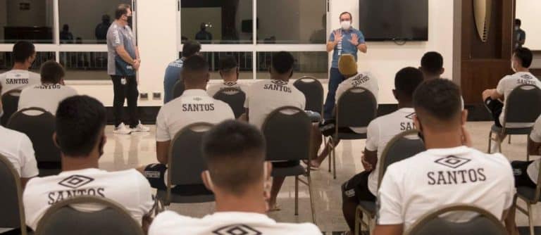 Santos adota novas medidas contra Covid-19 ap&oacute;s casos na base