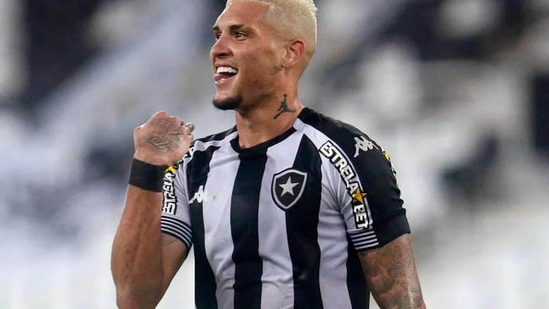 Eduardo Freeland fala sobre negocia&ccedil;&atilde;o com Rafael Navarro