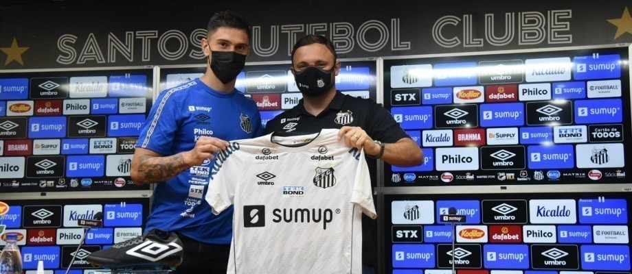 Vel&aacute;zquez destaca grandeza do Santos: &ldquo;Todo mundo sabe&rdquo;