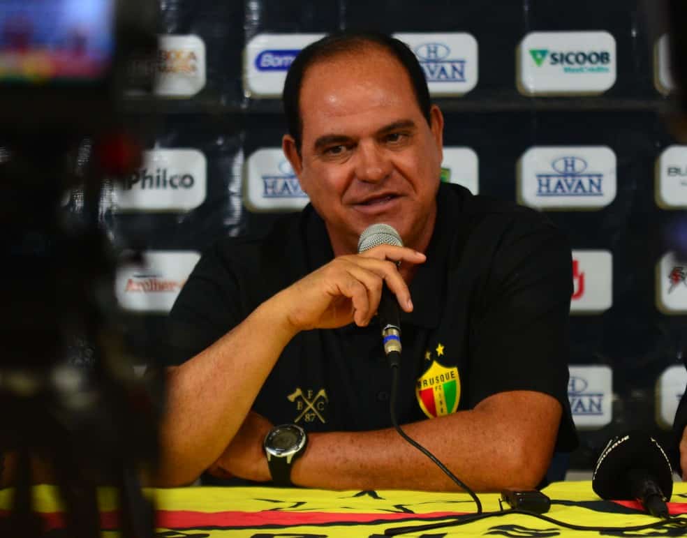 Waguinho exalta entrega de jogadores e afirma: &ldquo;Estamos no caminho certo&rdquo;