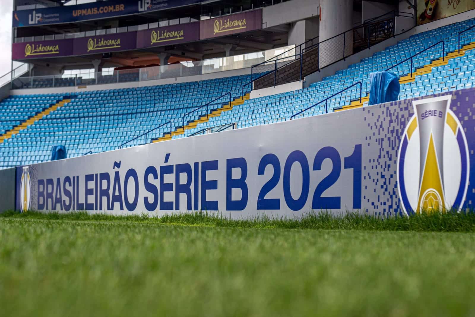 Torcida Avaiana volta para a Ressacada contra o Goi&aacute;s