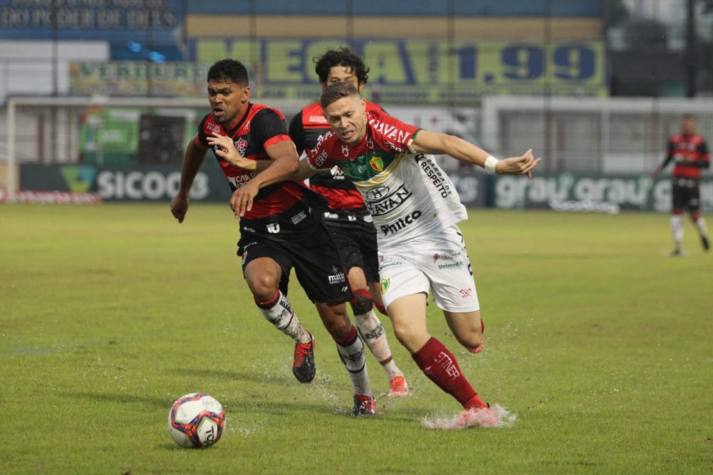 Brusque x Vitória – resultado, destaques e reação