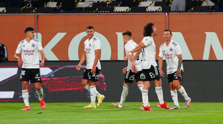 Raúl Ormeño fala do momento do Colo-Colo e exalta Leandro Gil