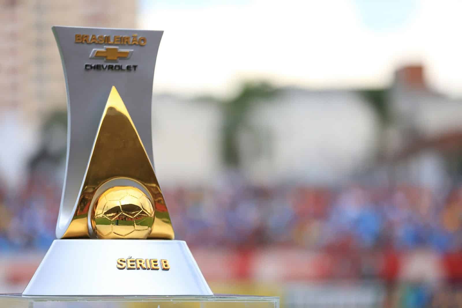 CRB x Goi&aacute;s &eacute; adiado; veja o motivo da mudan&ccedil;a