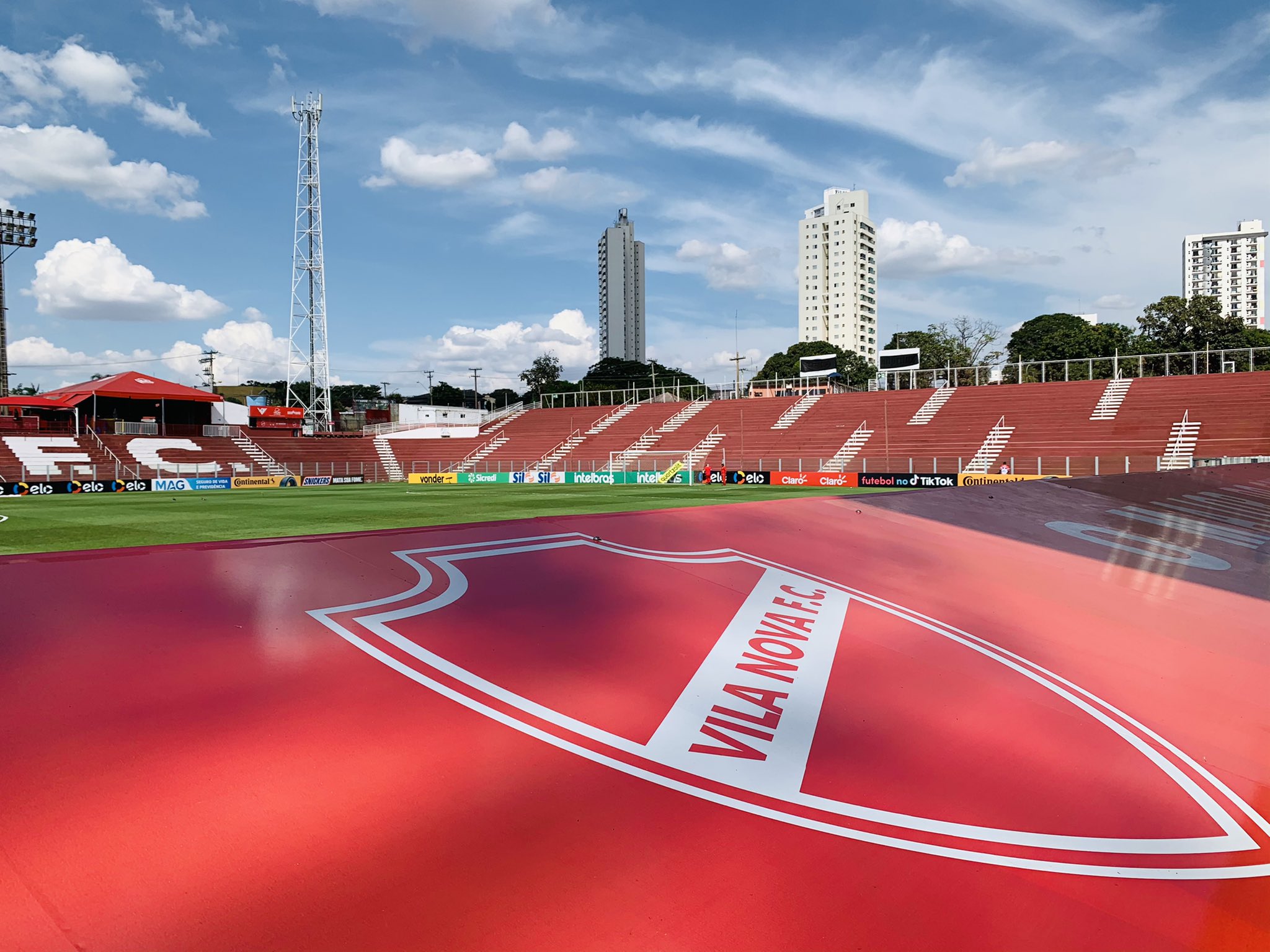 Vila Nova agradece à Prefeitura de Goiânia pela isenção de IPTU