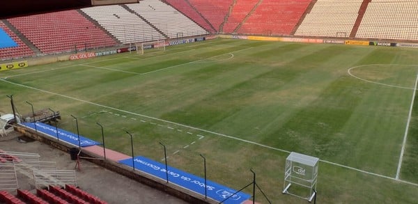 Acordar cedo, ligar a TV e ver Cruzeiro x Ponte Preta em jogo pela parte de baixo da tabela