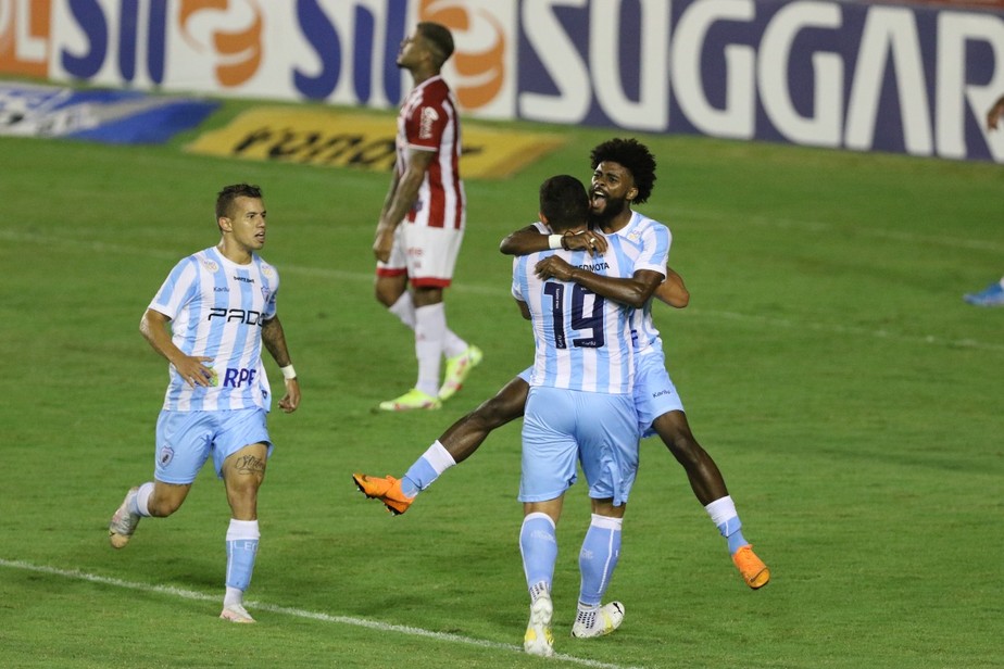 N&aacute;utico x Londrina como aconteceu &ndash; resultado, destaques e rea&ccedil;&atilde;o