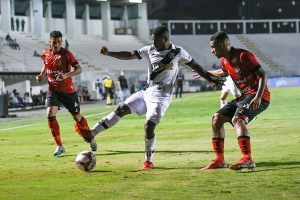 Kleina ressalta sobre a vitória contra o Brasil de Pelotas: “O grande mérito dessa vitória foi que a equipe não desequilibrou e manteve o foco”