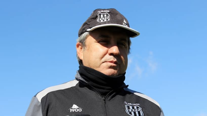 Kleina sobre as mudan&ccedil;as durante a partida: &ldquo;As substitui&ccedil;&otilde;es foram por desgaste e cansa&ccedil;o&rdquo;