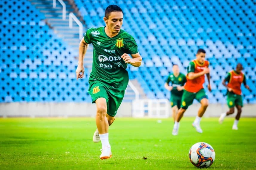 Sampaio Corr&ecirc;a: separa&ccedil;&atilde;o de torcidas e camisas de outros clubes