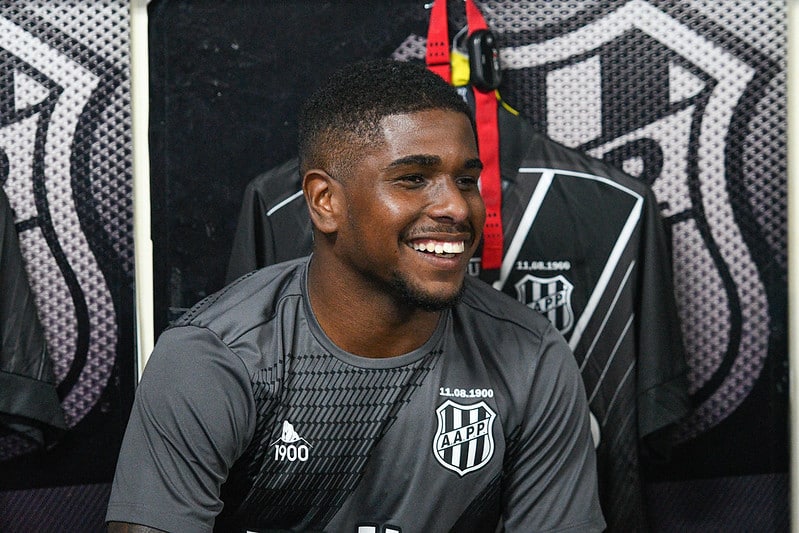 Autor de um dos gols no último jogo, Marcos Jr: “Precisamos pontuar em todos pra sair desta situação desconfortável o mais rápido possível”