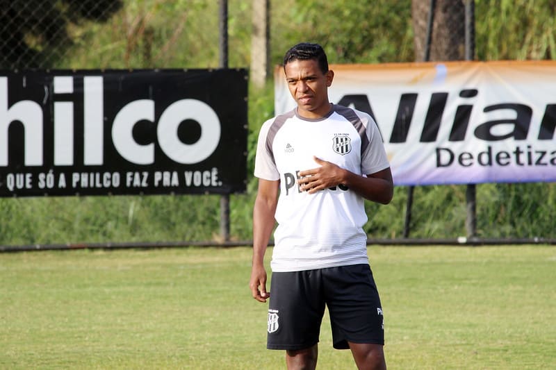 Niltinho exalta empate da Ponte Preta na &uacute;ltima rodada