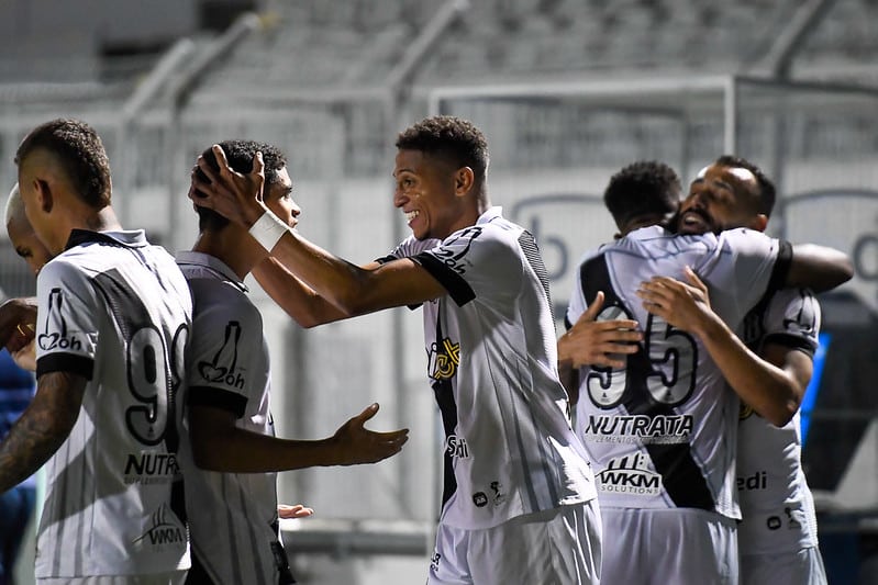 Rodada foi vantajosa para a Ponte Preta que defende sequ&ecirc;ncia positiva em casa para manter dist&acirc;ncia do Z-4