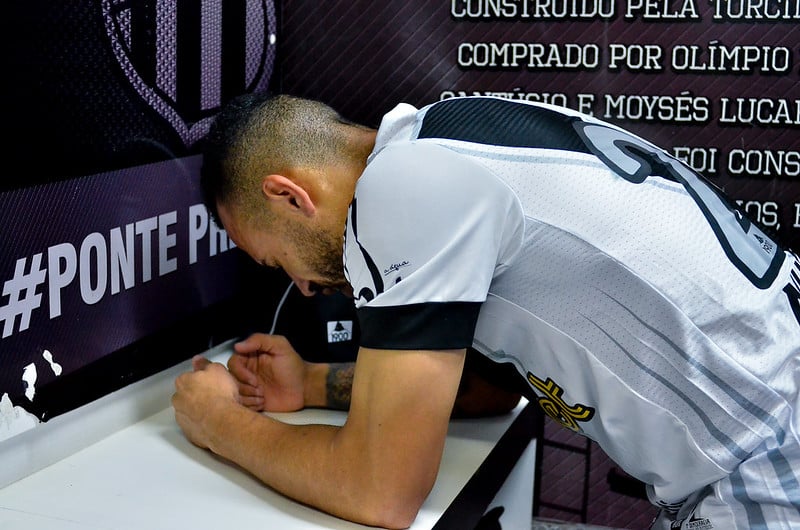 Com sinal de alerta ligado, Ponte Preta viaja a Florian&oacute;polis para enfrentar o Ava&iacute;