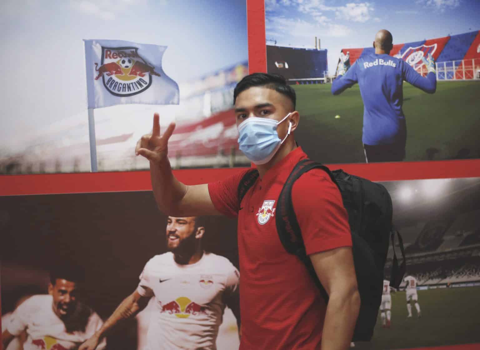 Cuello, destaque do Bragantino, apresenta &oacute;timo aspecto defensivo