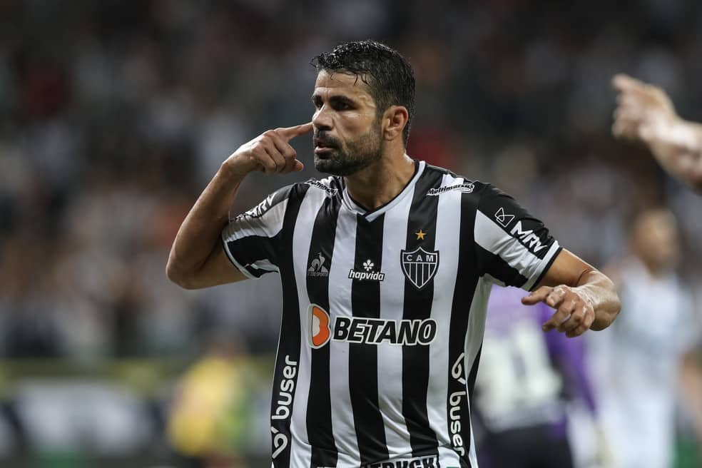 N&uacute;meros de Diego Costa s&atilde;o elogiados no Atl&eacute;tico-MG